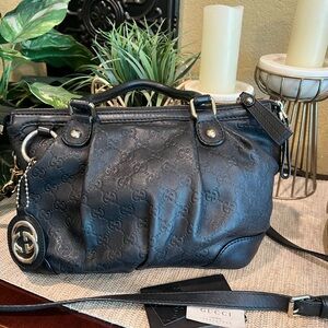 SOLD - Gucci black leather shoulder bag